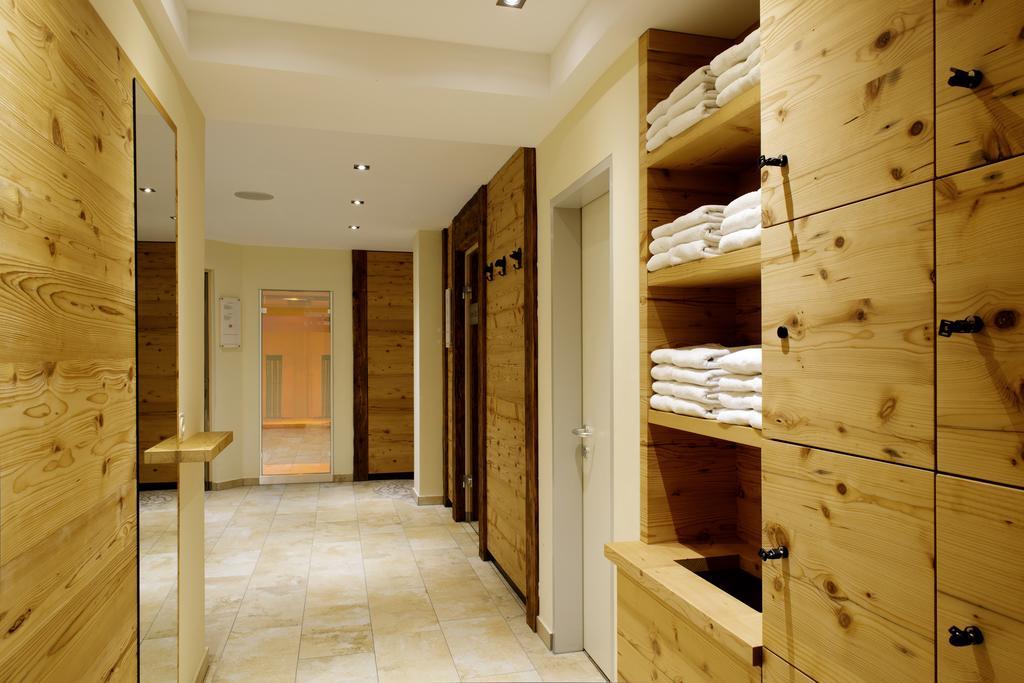 Aparthotel Bernhof Обертауерн Екстериор снимка