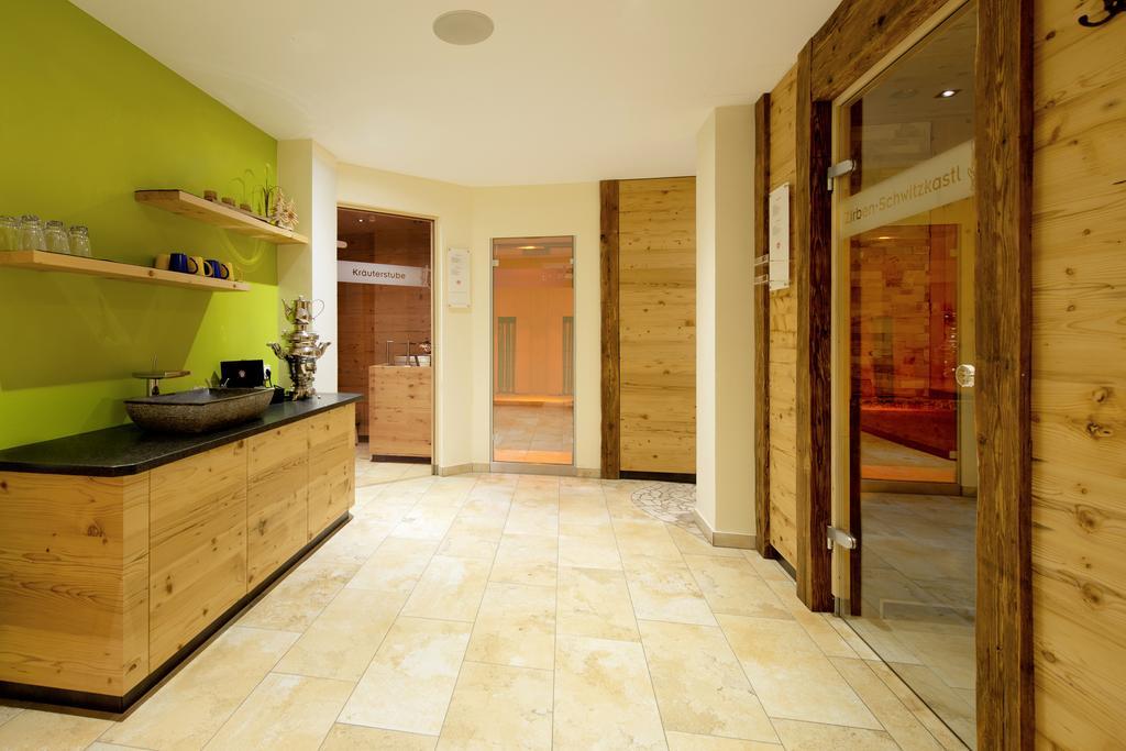 Aparthotel Bernhof Обертауерн Екстериор снимка
